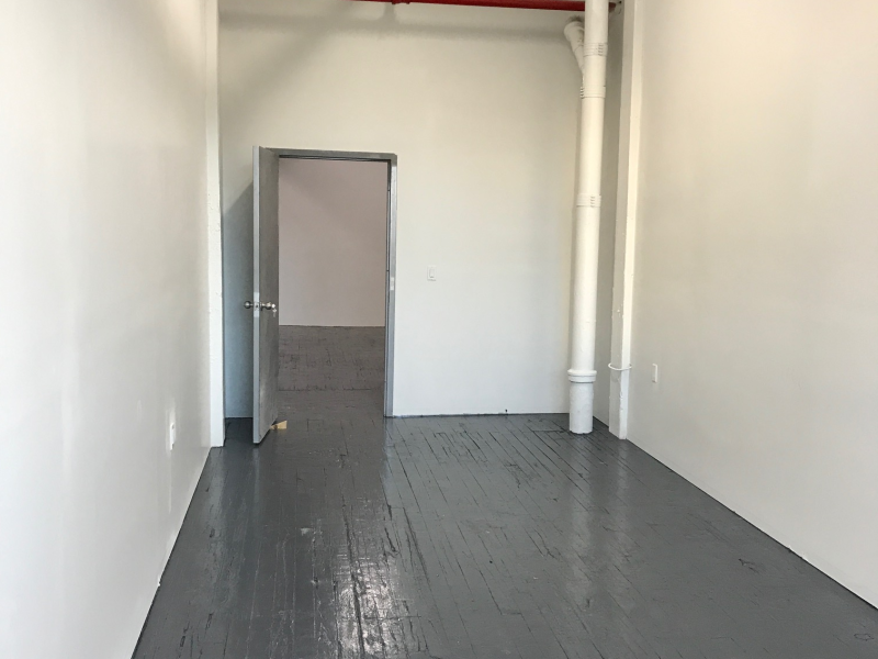 Private Art Studio - High ceilings, big windows w/ great light and city views!