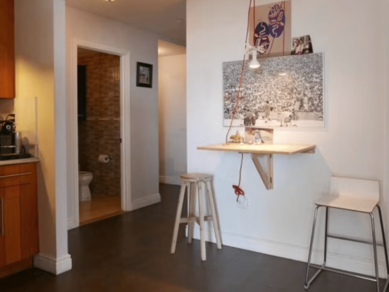 RIDGEWOOD Bright Beautiful New 1br Apt - close to L&M Train
