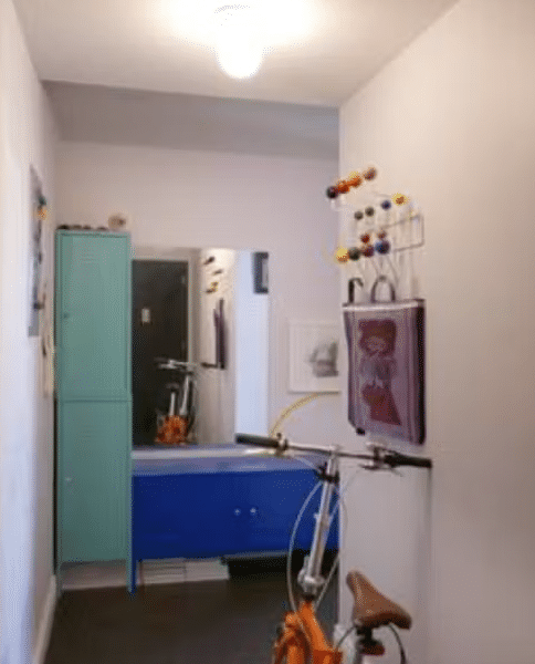 RIDGEWOOD Bright Beautiful New 1br Apt - close to L&M Train