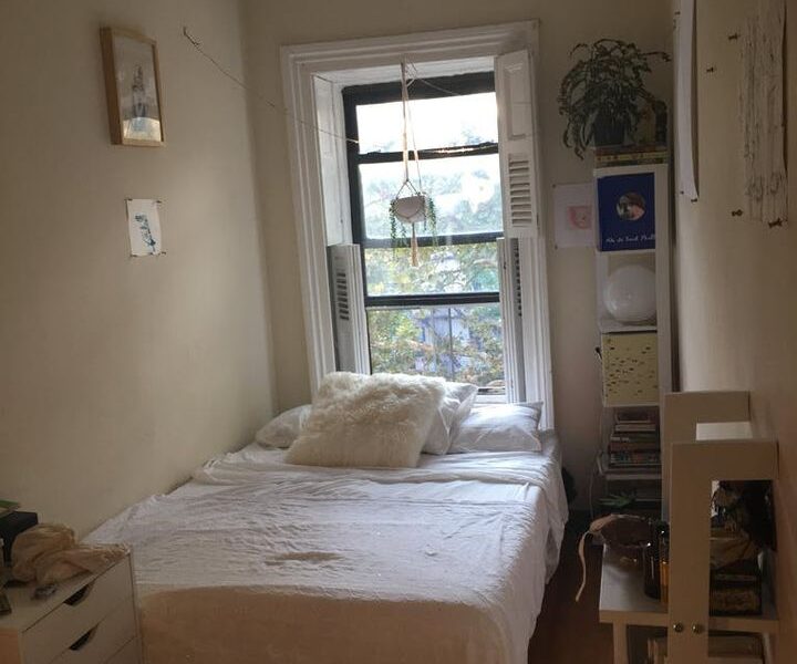 SUBLET TWO BEDROOM APARTMENT JULY 1-AUGUST 15