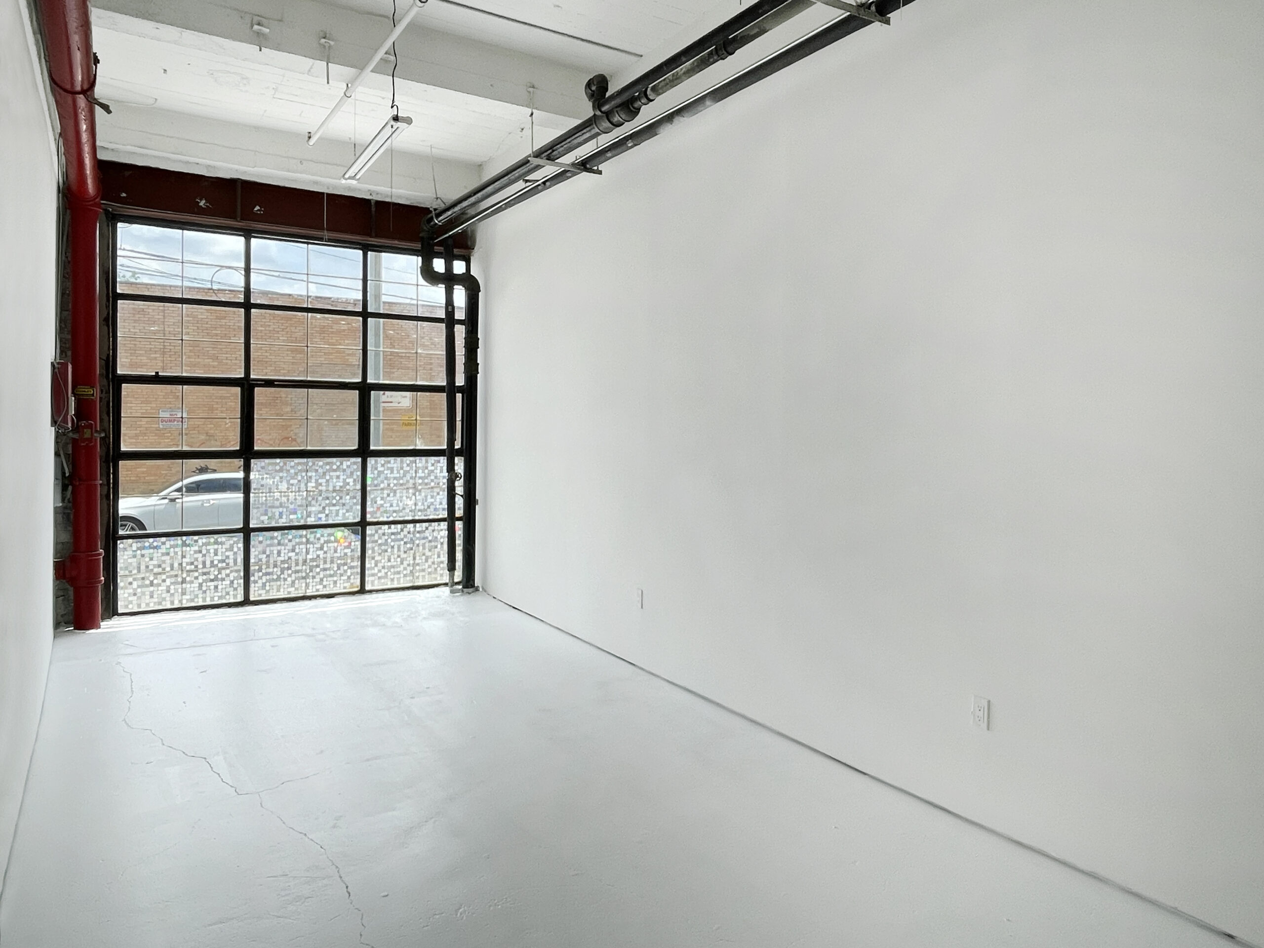 STUDIO 114: PROFESSIONAL ARTIST STUDIO/WORKSPACE RIDGEWOOD L TRAIN