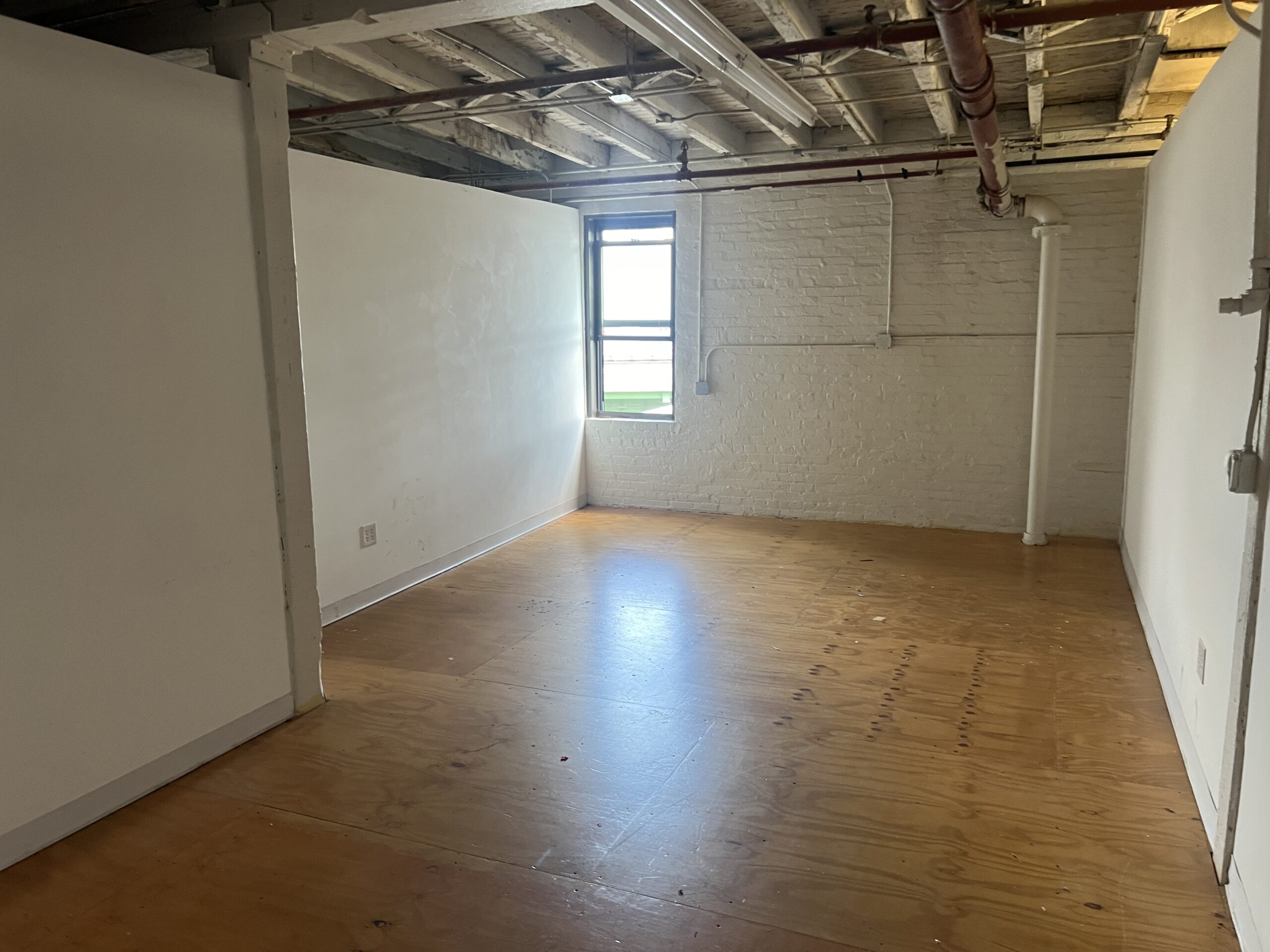 $650 / 180ft2 - Gowanus/Sunset Park Artist Studios