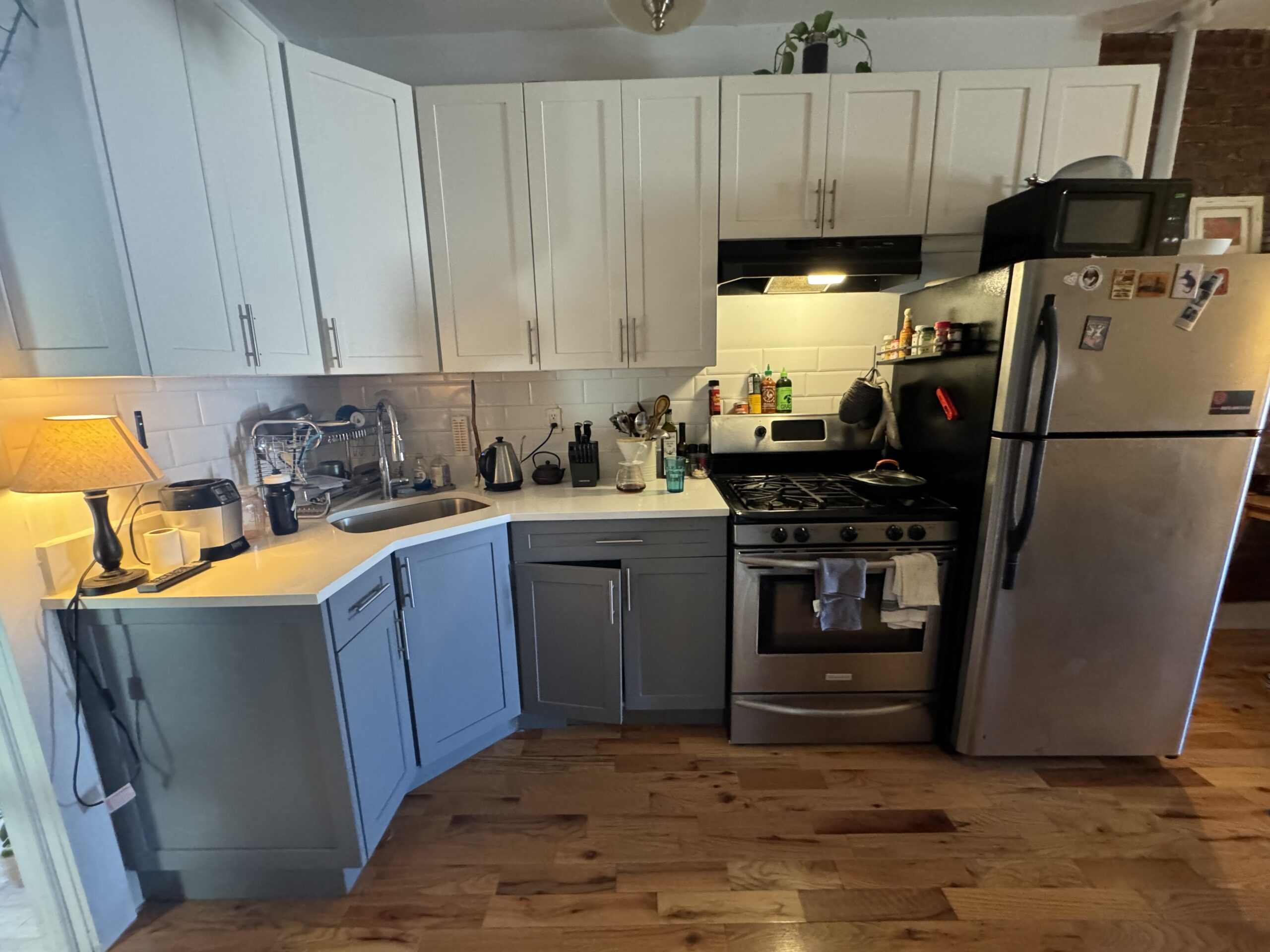 Bushwick Apt for Rent DEC - JAN (4rooms, 1bath)