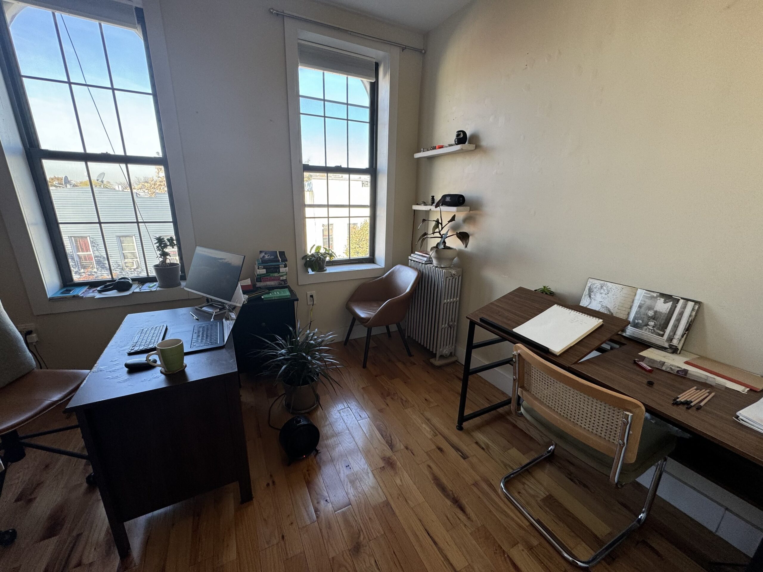 Bushwick Apt for Rent DEC - JAN (4rooms, 1bath)