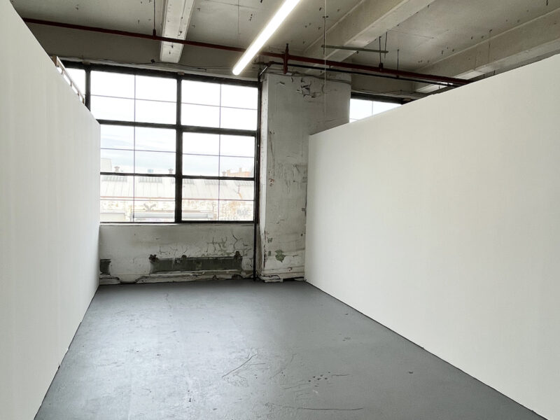 150ft2 Private Bushwick Studio - Jefferson L