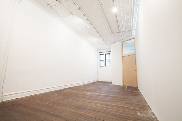 Private Ridgewood Studio *ALL UTILITIES INCLUDED*