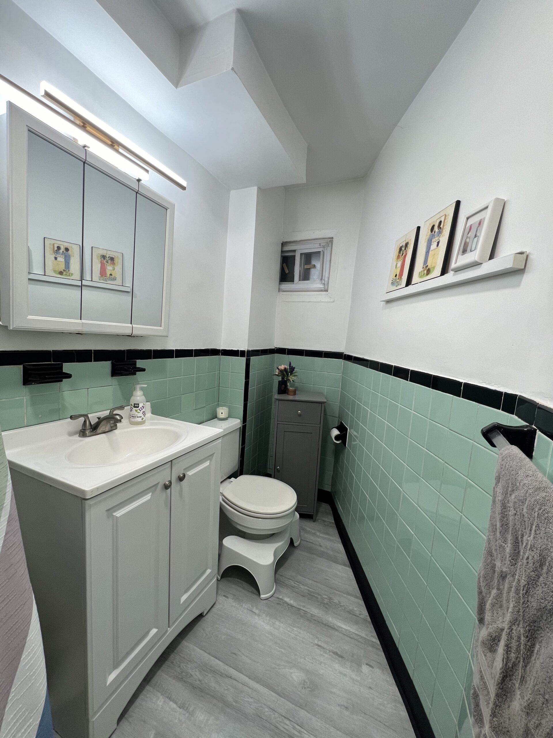 railroad style, ground floor apartment with private backyard