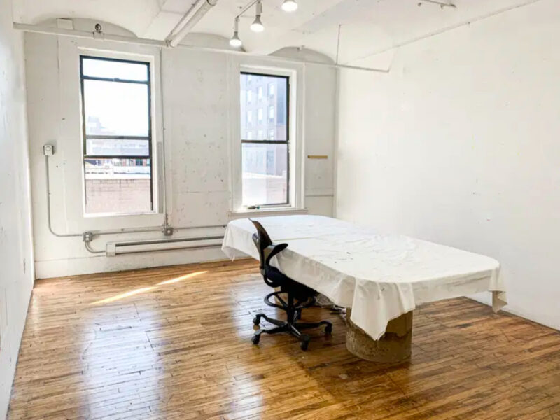 long term sublet of GEM STUDIO in iconic building in Dumbo
