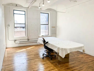 long term sublet of GEM STUDIO in iconic building in Dumbo