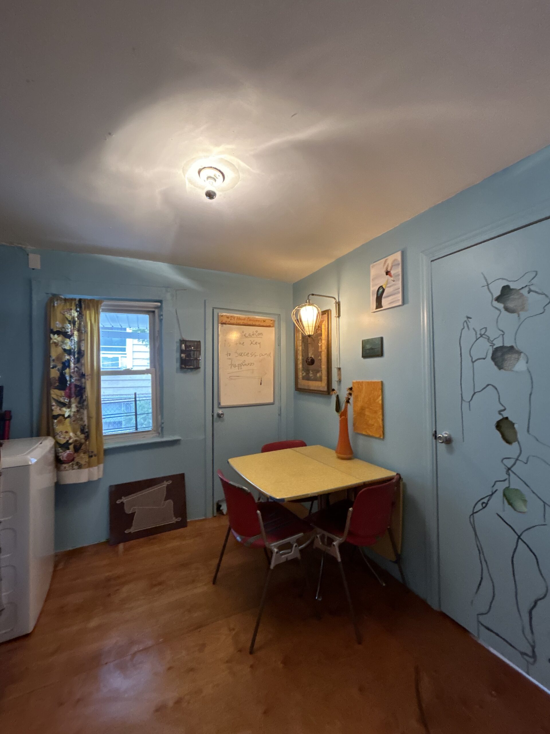 Brighton Beach Bungalow single family Artist Live/work 2 bedroom SUMMER SUBLET JUNE-SEPT
