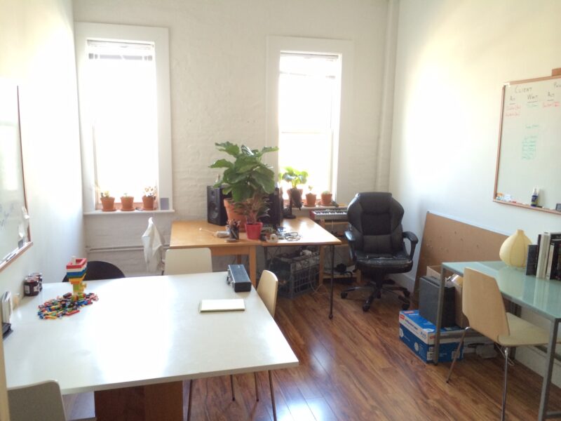 20% OFF Office / Tattoo / Art Studio with Windows (JS#345)