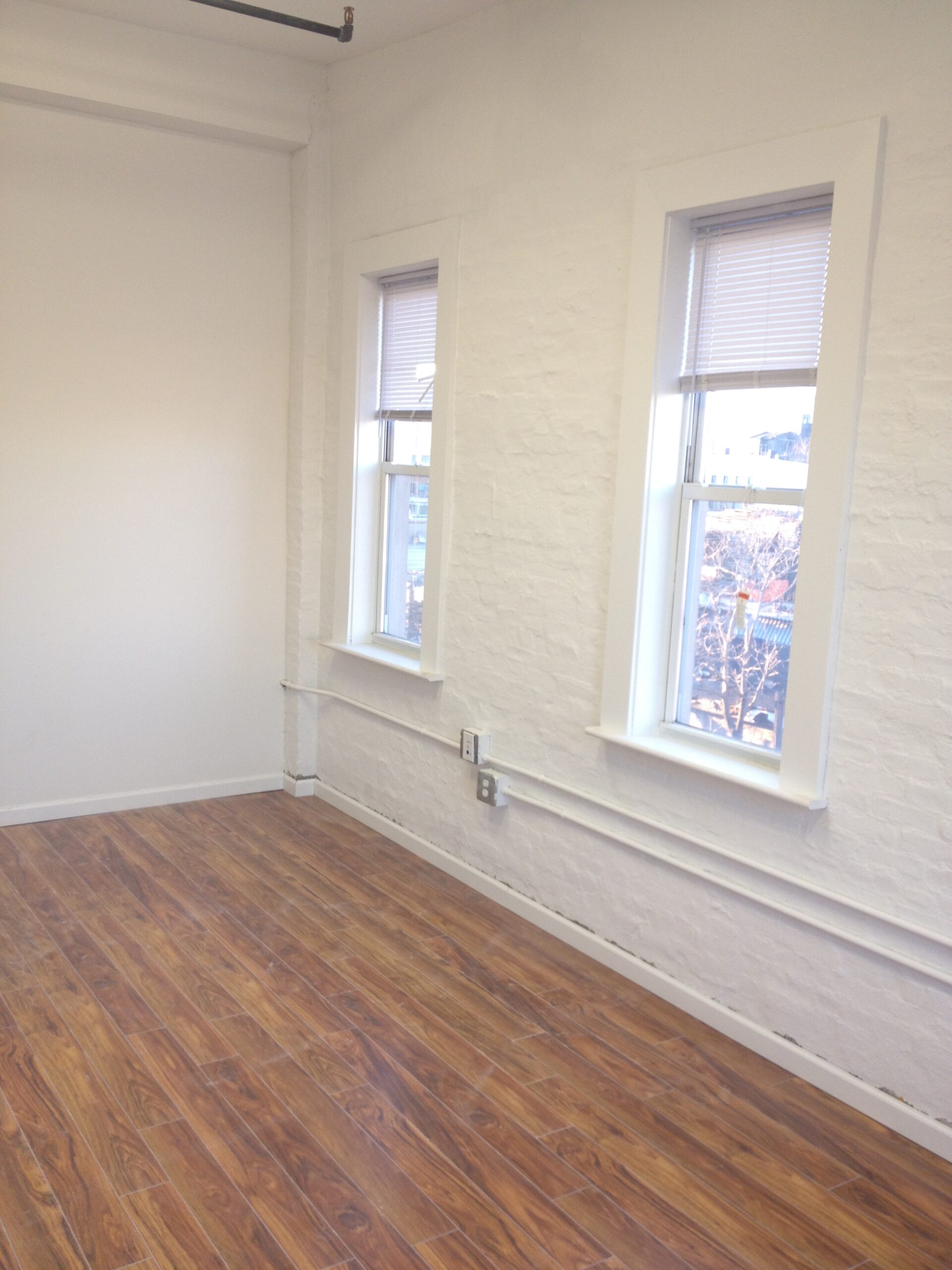 Sunny Art Studio / Office Space