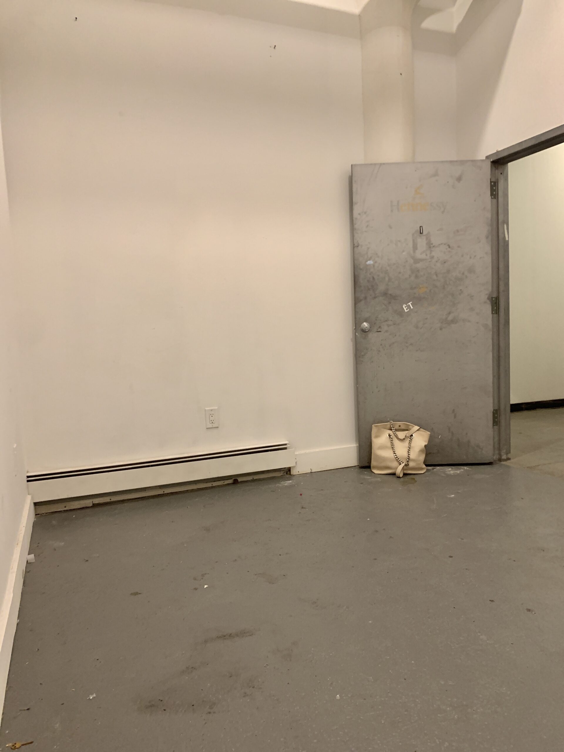 Studio Space for Creatives & Creators (394M#1B)