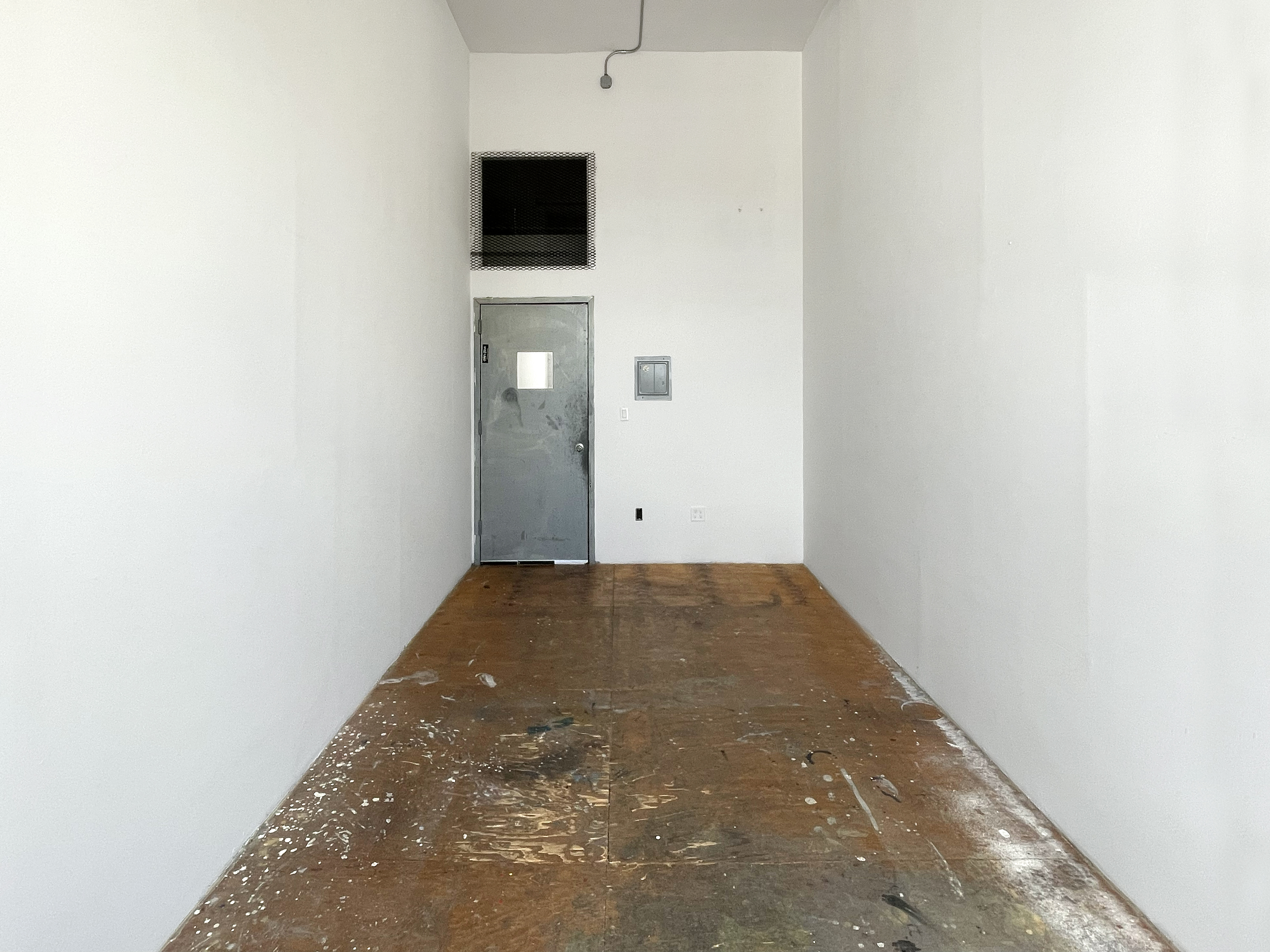 STUDIO 406: AFFORDABLE ARTIST STUDIO WITH ALL DAY NATURAL LIGHT