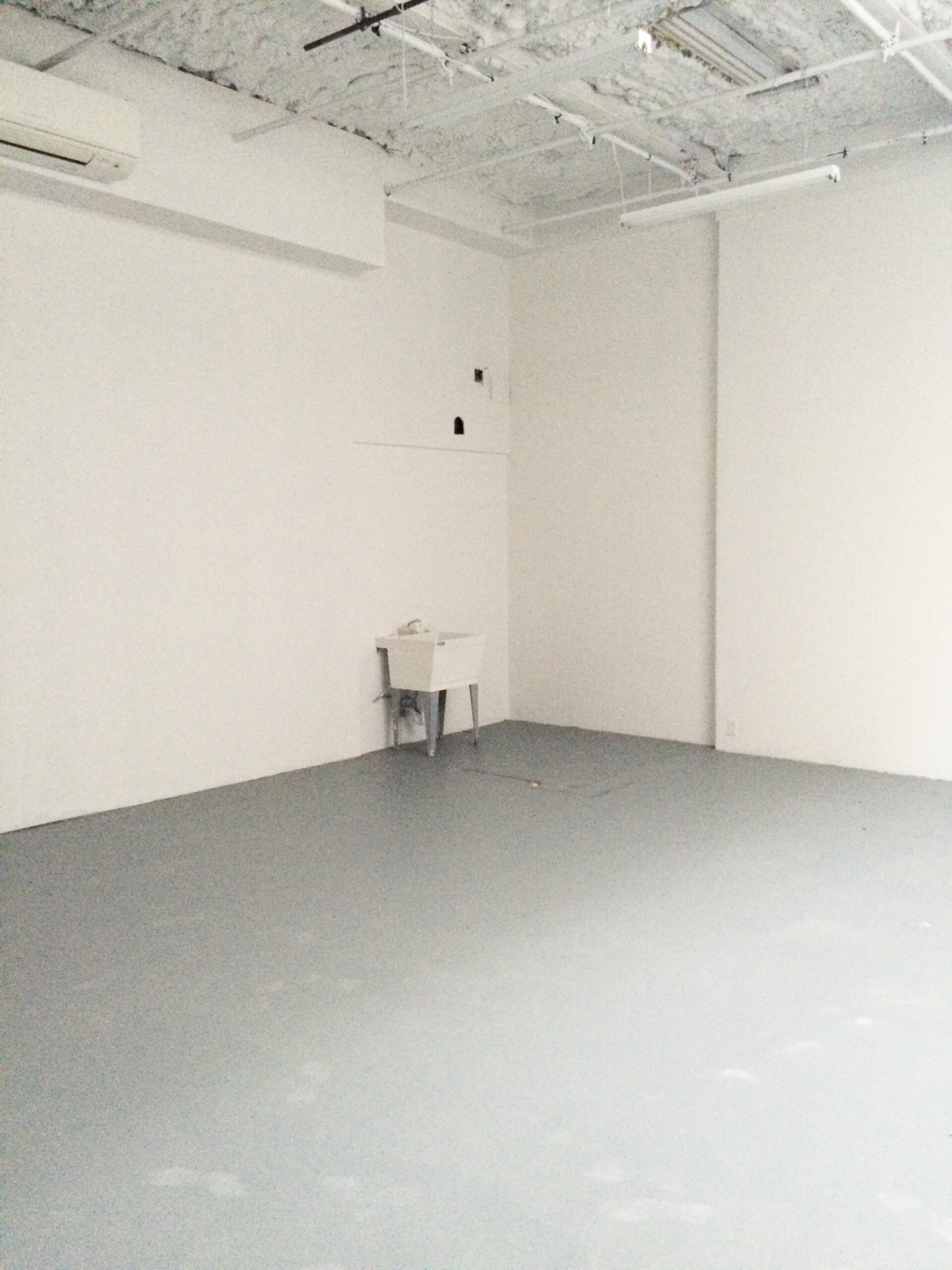 Private Studio with good light and Slop sink