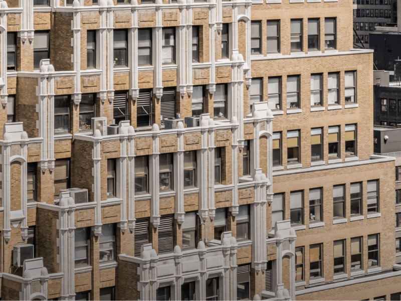 STUDIO 2412: ART STUDIO WITH MANHATTAN SKYLINE VIEW