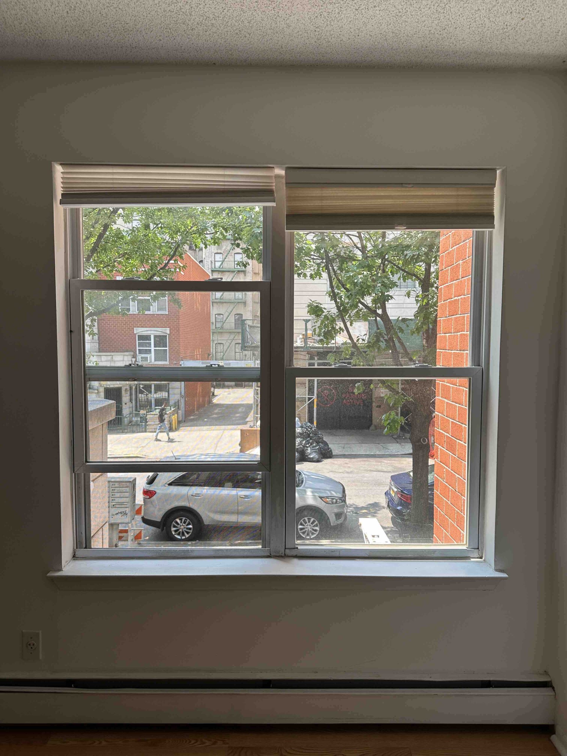 NO FEE, BY OWNER. Striking and well-designed one bedroom + balcony.