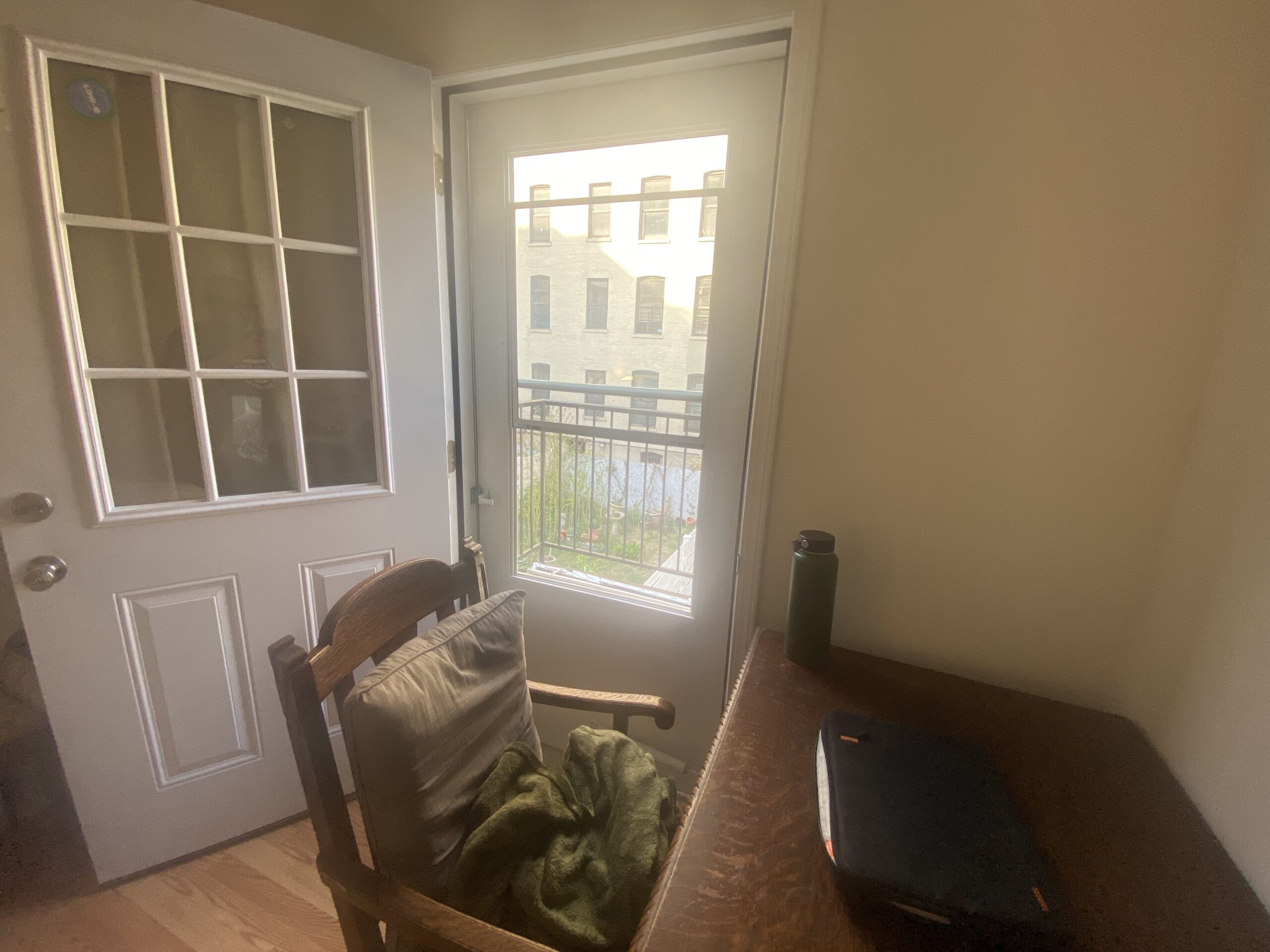 NO FEE, BY OWNER. Striking and well-designed one bedroom + balcony.