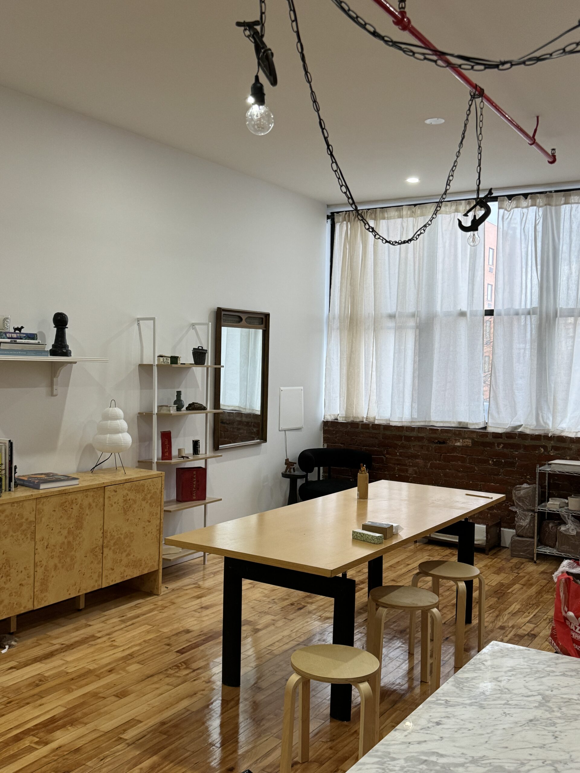 Flexible summer sublet/share