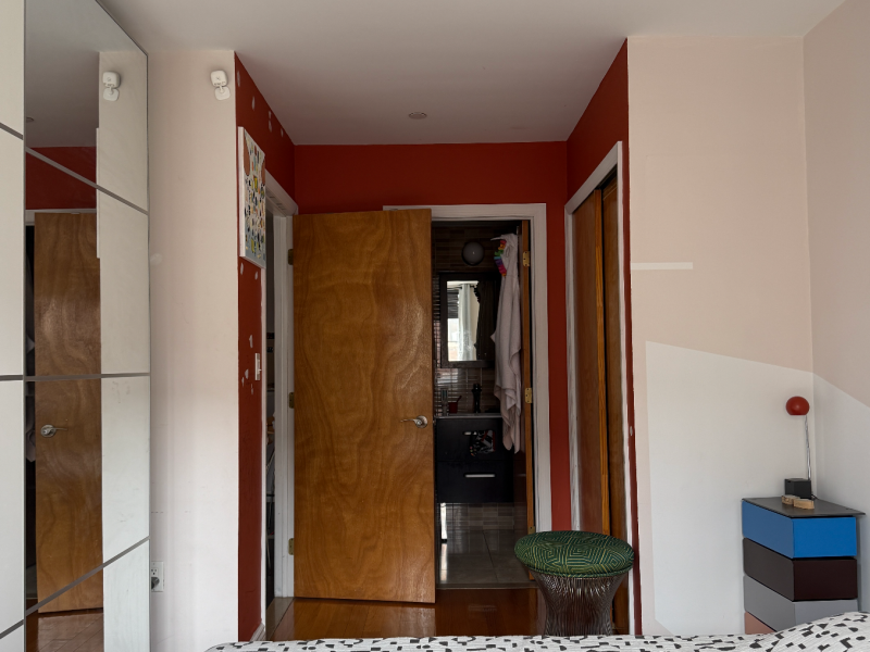 RIDGEWOOD Bright Beautiful New 1br Apt - close to L&M Train