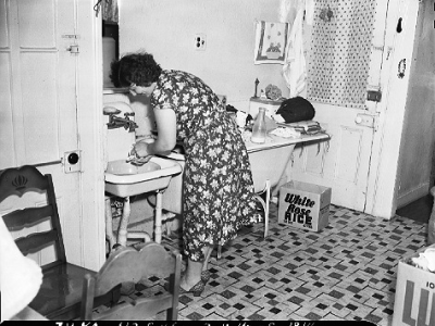 🛁 seeking bathtub in the kitchen! 🛁
