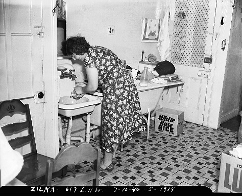 🛁 seeking bathtub in the kitchen! 🛁