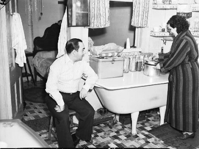 🛁 seeking bathtub in the kitchen! 🛁