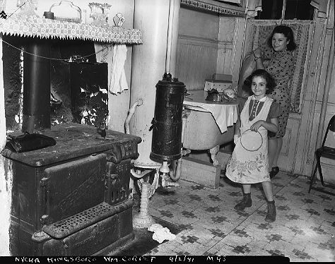 🛁 seeking bathtub in the kitchen! 🛁