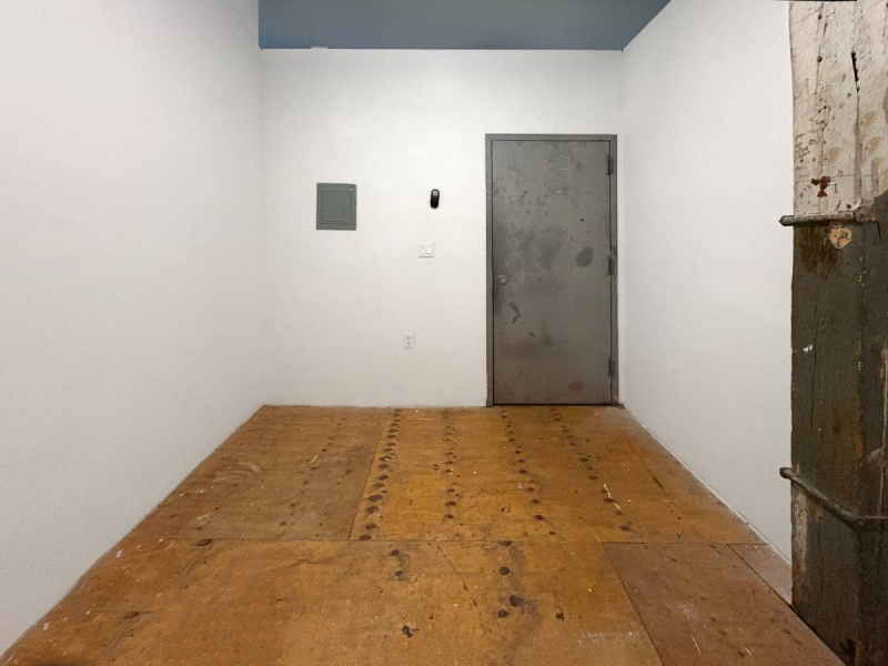 STUDIO 324: BUDGET EMERGING ARTIST STUDIO BROOKLYN L TRAIN