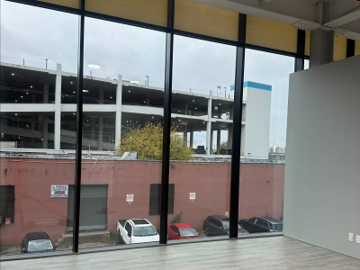 STUDIO 106: SPACIOUS ART STUDIO W BIG WINDOWS NEW BUILDING