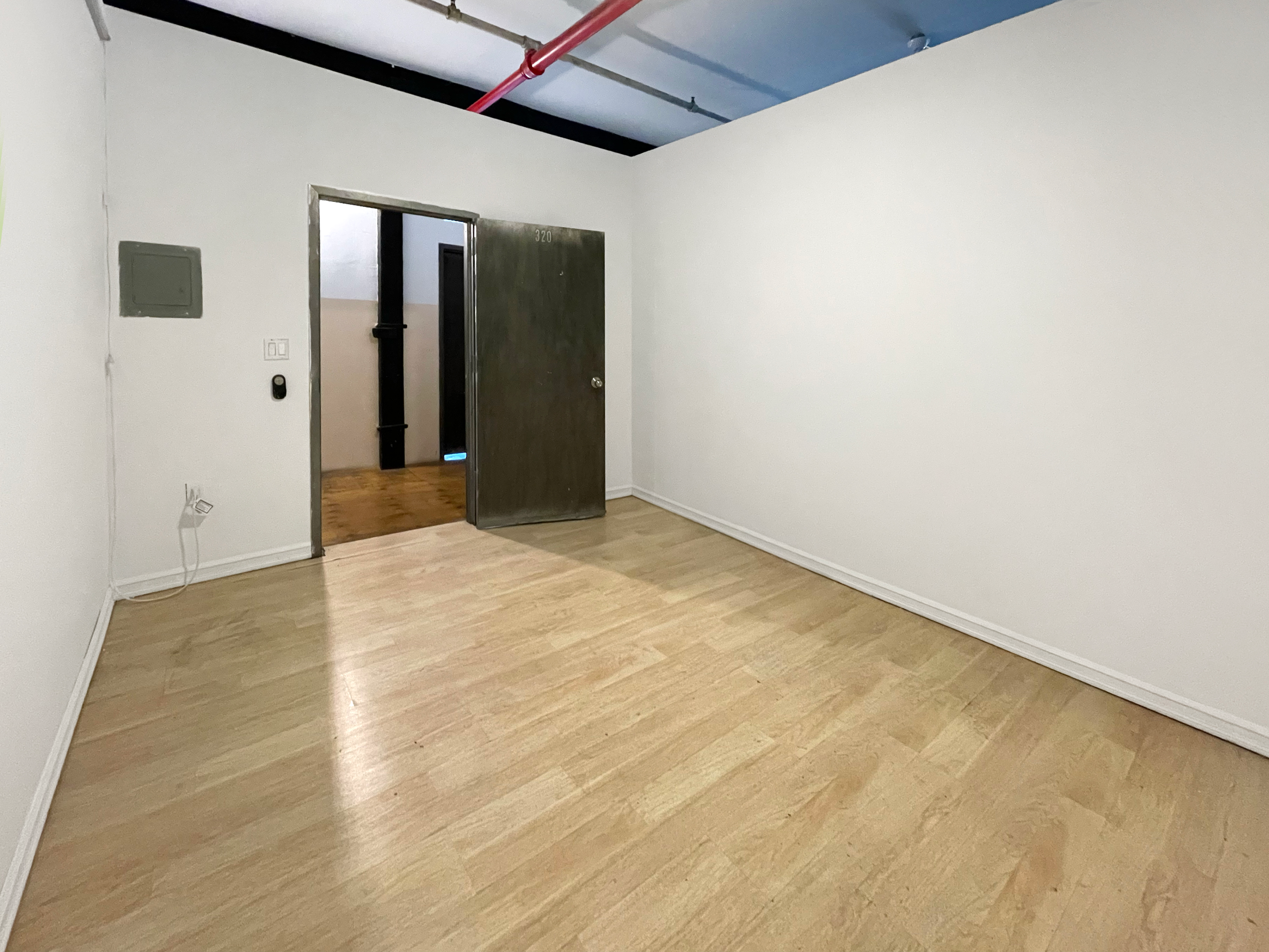 STUDIO 320: A QUIET ARTIST STUDIO FOR BIG IDEAS BUDGET FRIENDLY