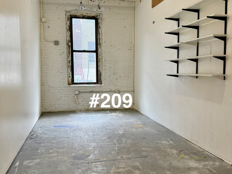 Bushwick ART STUDIO, Utilities incl, 190 sq ft, 6-month min term (Bushwick - Morgan/Jefferson L, Myrtle/Broadway J/M)