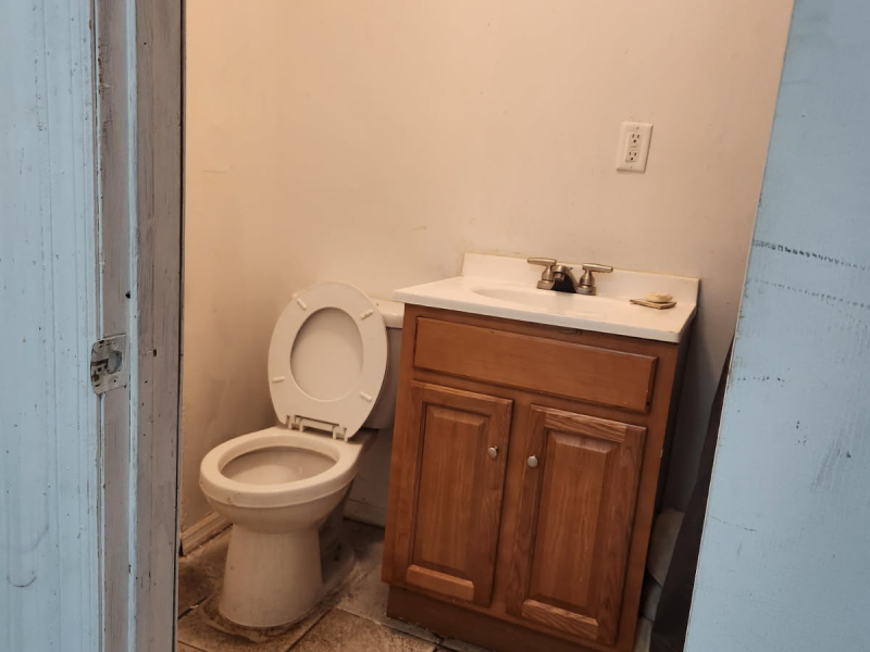 bushwick studio that perhaps could be work / live as well