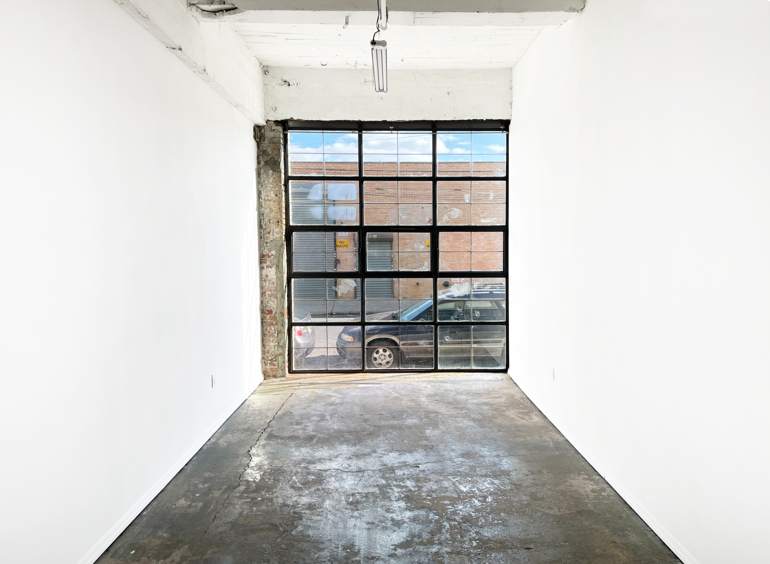STUDIO 102: LARGE FULL OF LIGHT ART STUDIO W WINDOWS RIDGEWOOD L TRAIN
