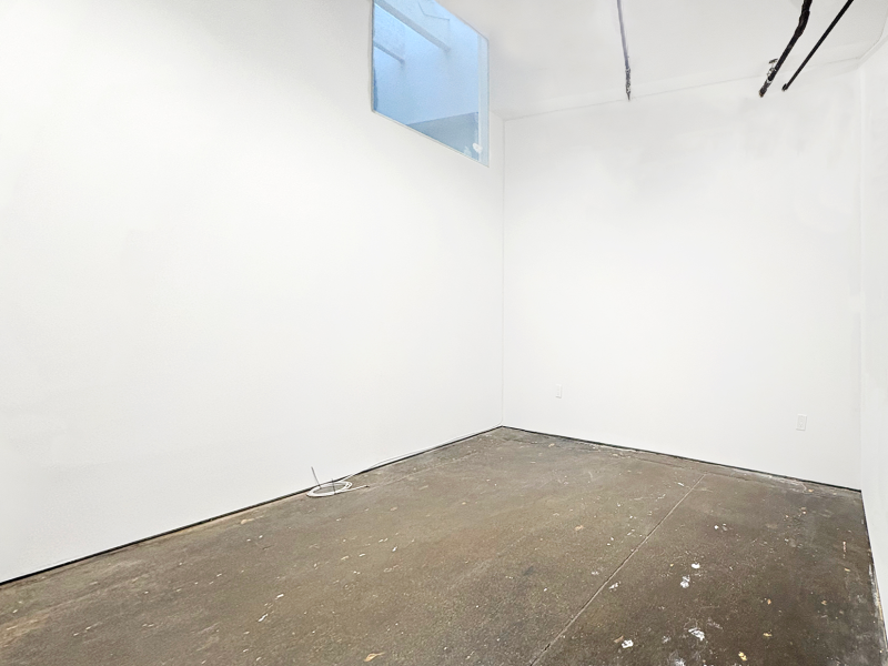 STUDIO 159: BUDGET-FRIENDLY & SPACIOUS ART STUDIO INDUSTRIAL BUILDING L TRAIN