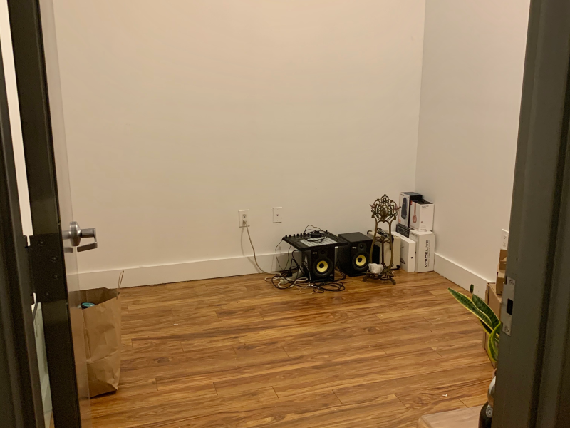 Private Studio/Office in Greenpoint – 24/7 Access! (252J #129)