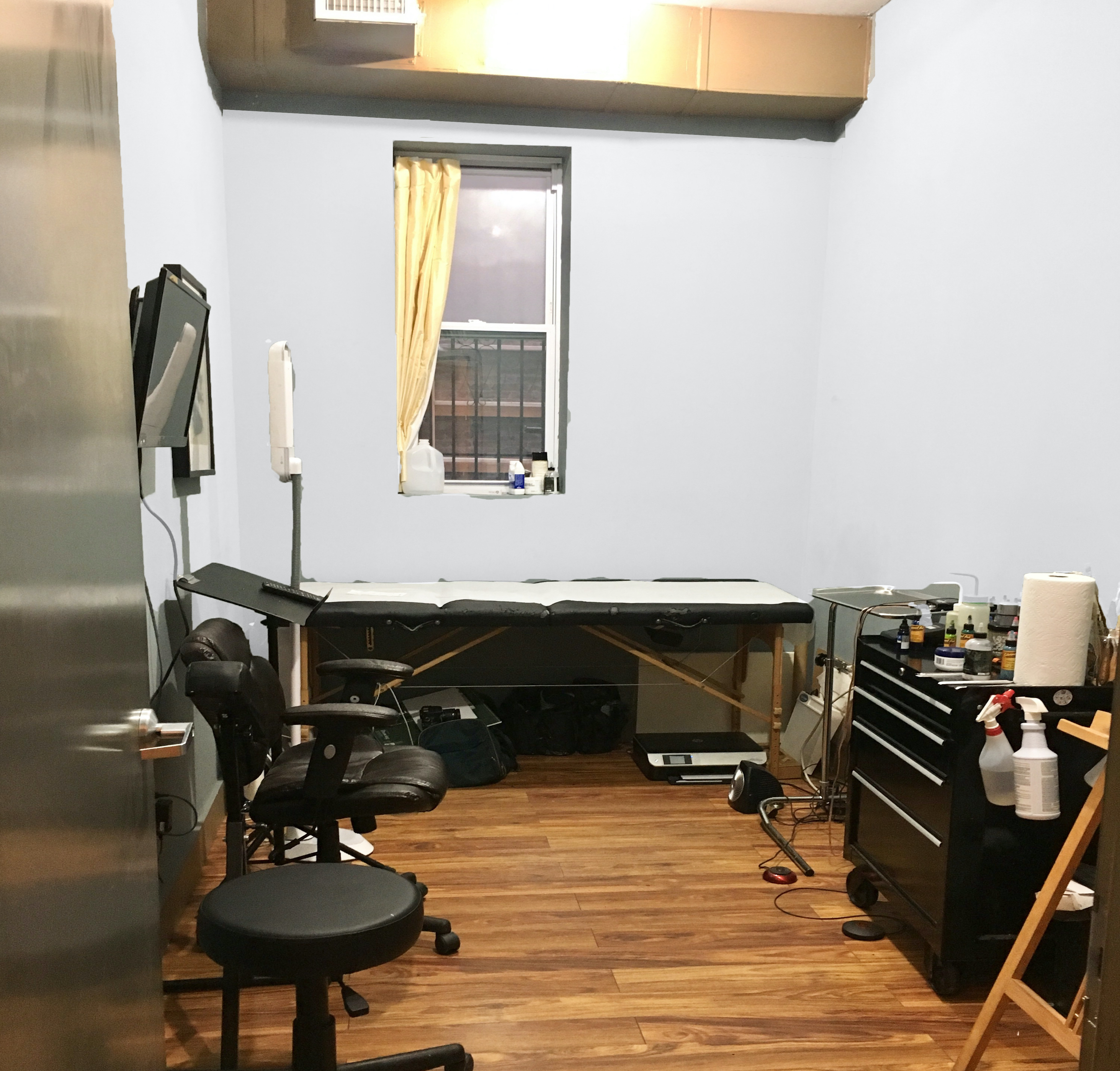Private 1st Floor Office / Workshop with Window (252J #134)