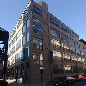 The spaces 950 sfThe studios are located on 44-02 23rd Street Long Island City
