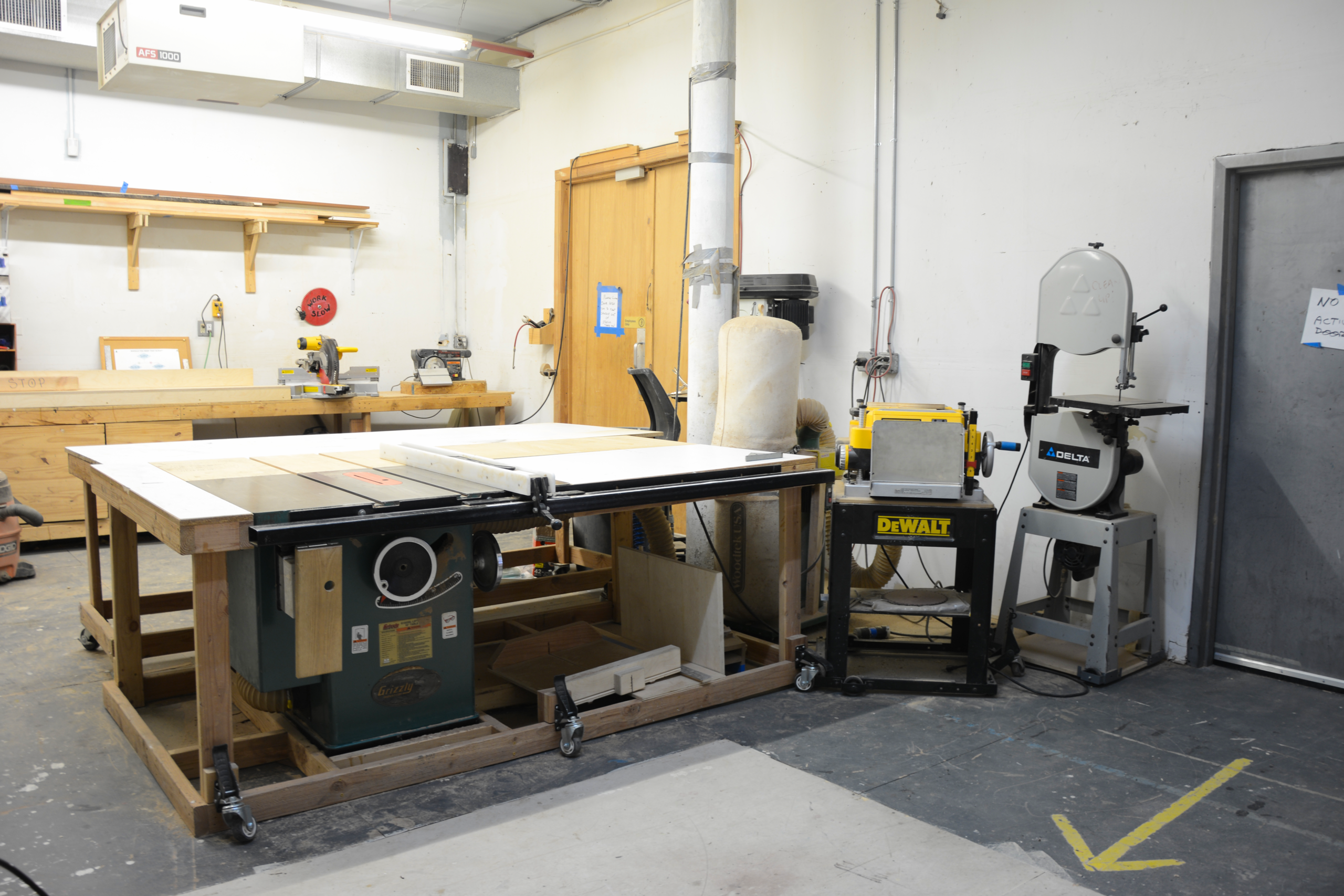 Large Studio in Crown Heights with Shared Woodshop and Cinema