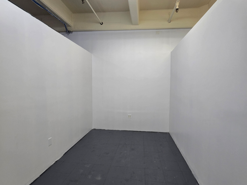 Art studios starting from $500 at 544 Park Ave Brooklyn. 12 month lease.
