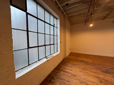 Williamsburg Near McCarren Park, photoshoot / Art Studio (87R#22)