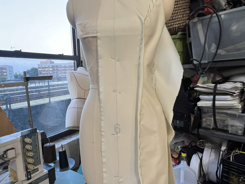4𝓕𝓣 𝔁 4𝓕𝓣 𝓜𝓲𝓷𝓲 𝓢𝓽𝓾𝓭𝓲𝓸 BUSHWICK ((CUT N SEW) COOP!!