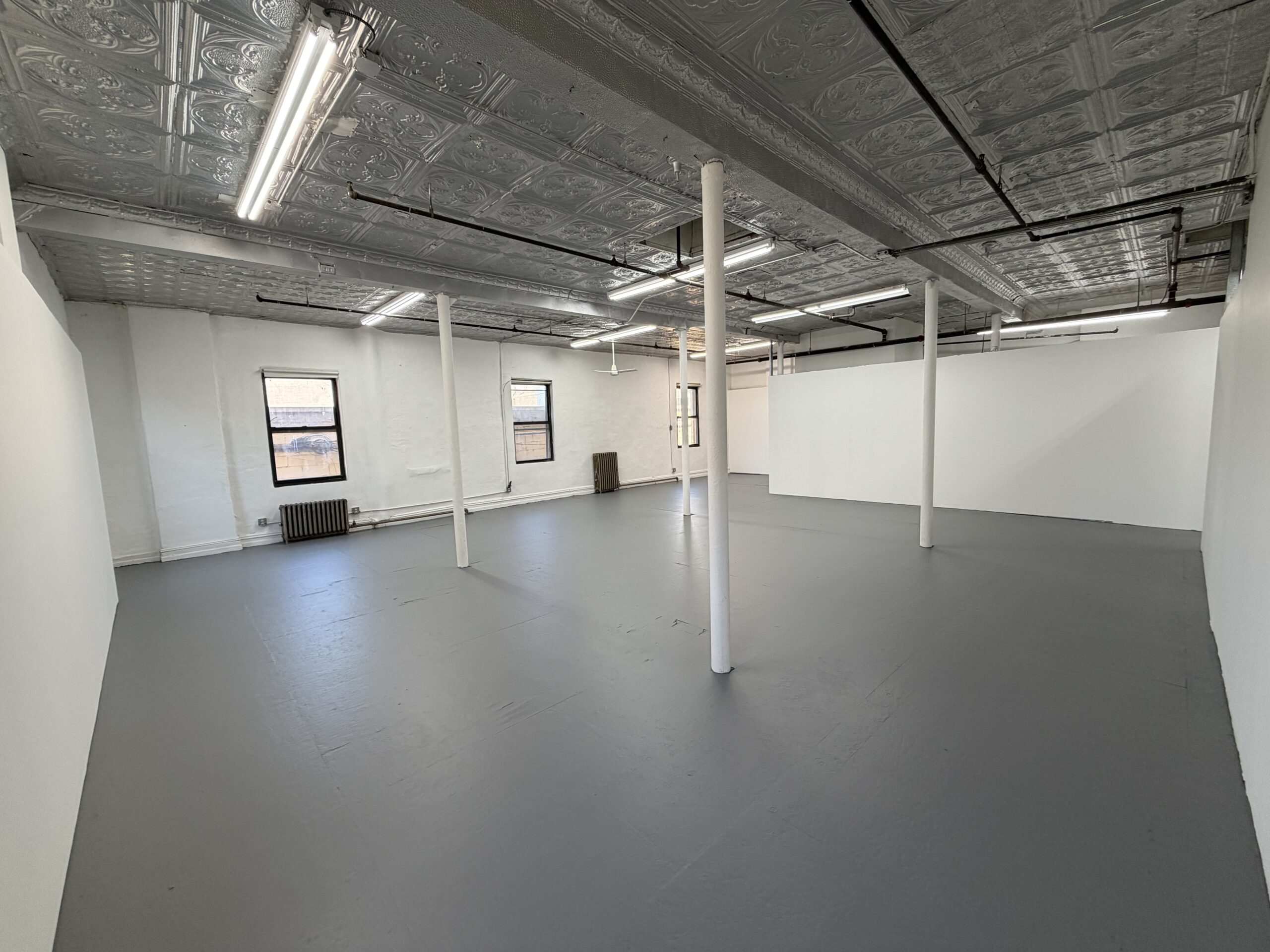 Bright Artist Studio in an Artistic building By Owner