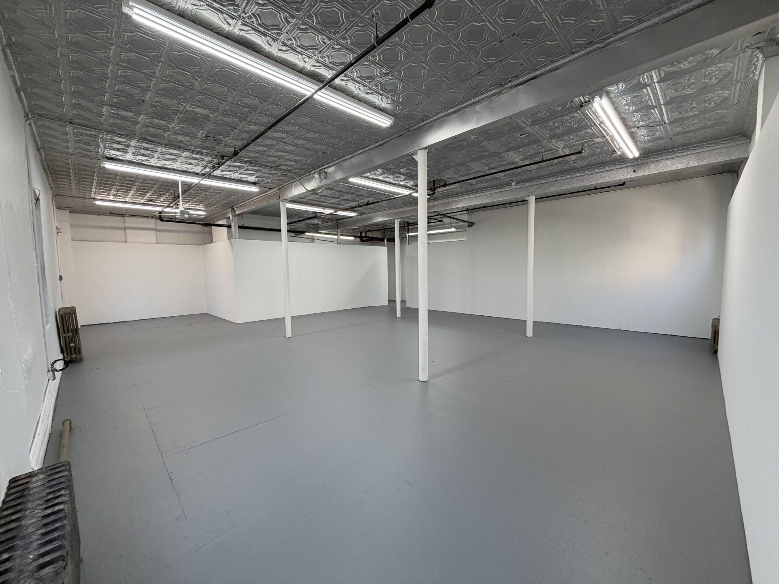 Bright Artist Studio in an Artistic building By Owner