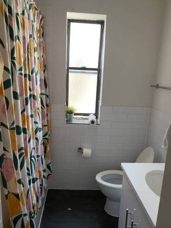 Room in Crown Heights!