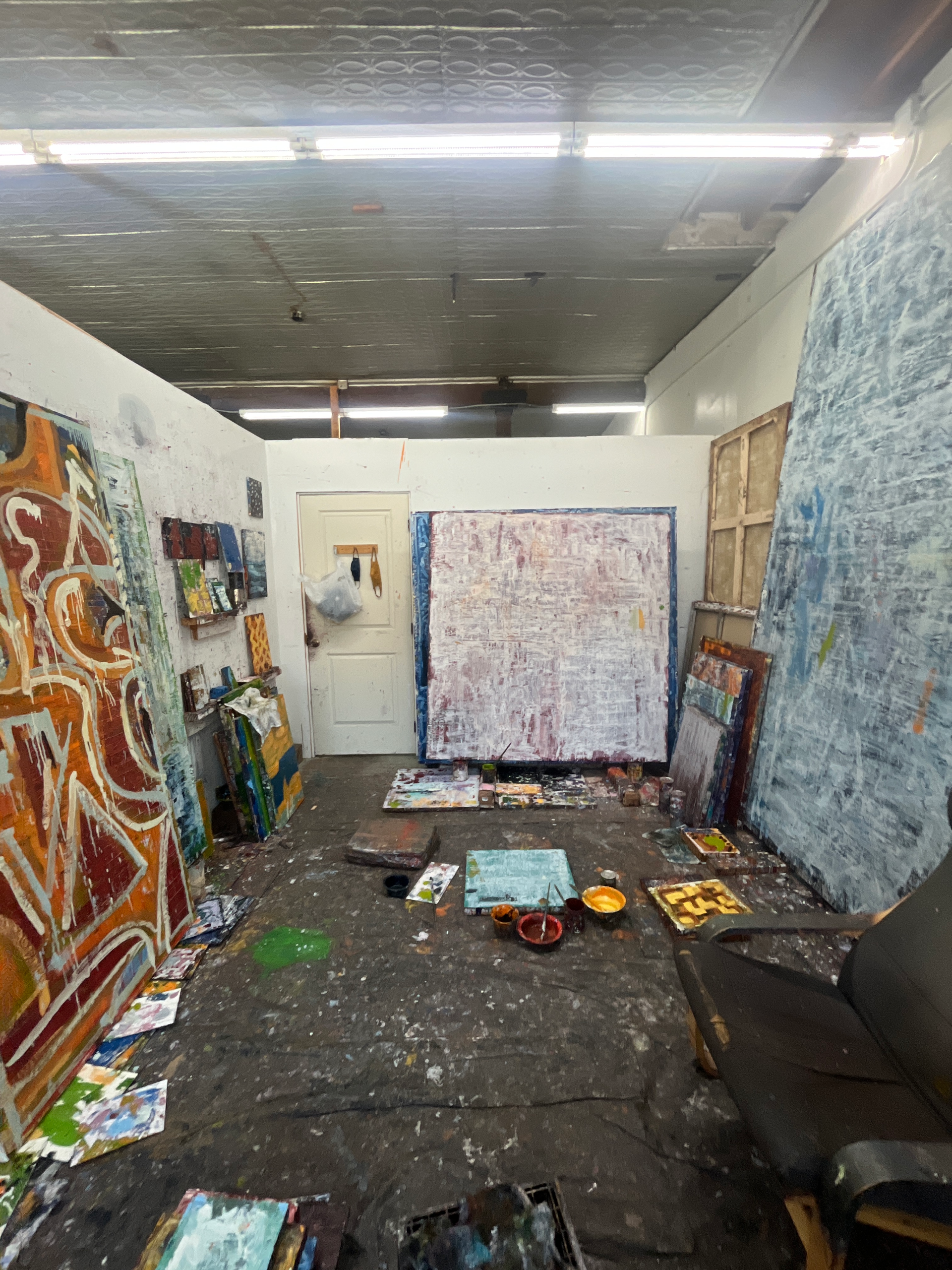 Studios available in Brooklyn 160 sq ft. Close to Broadway Junction subway.