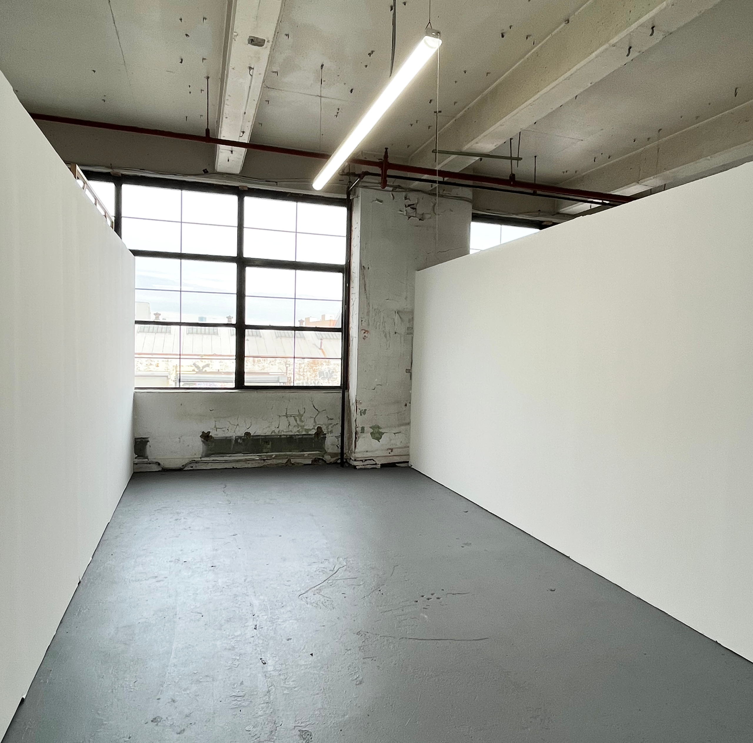 North Facing 200ft2 Studio - Bushwick/ Ridgewood