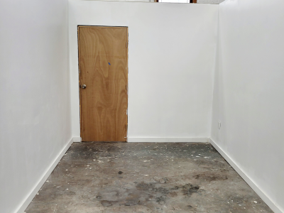 Private Artist's Studio for share