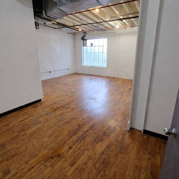 Team Office Space, Workspace, Showroom Available Now (87R#22)