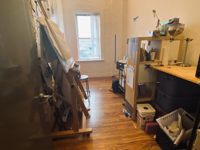 Art Studio Office With Window (252J#313)